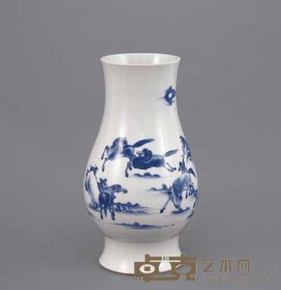 清雍正 青花八骏图小瓶 高25cm